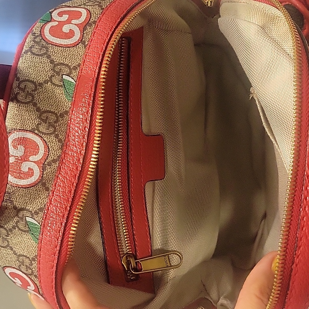 Gucci Red and Brown Apple Print Backpack - Picture 5 of 9